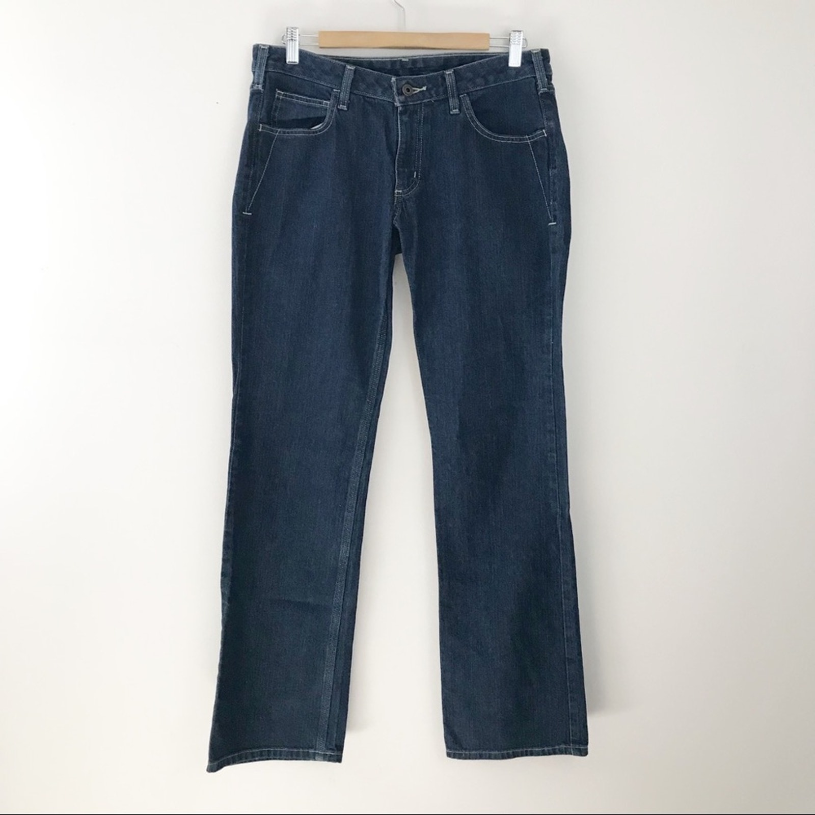 Carhartt Mid Rise Straight Fit Leg Dark Wash Workwear Denim Jeans Womens 10 X 34